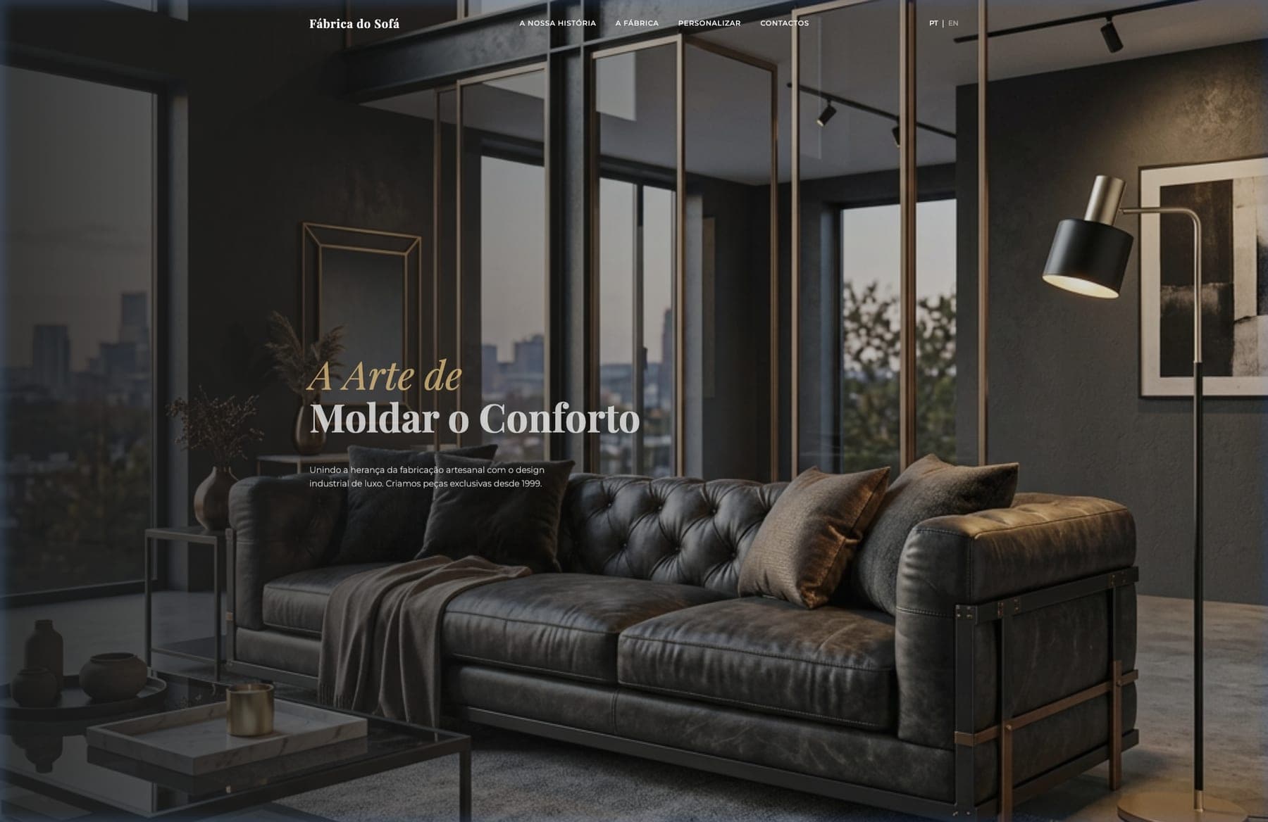 Sofá capitoné em pele escura numa sala de estar contemporânea